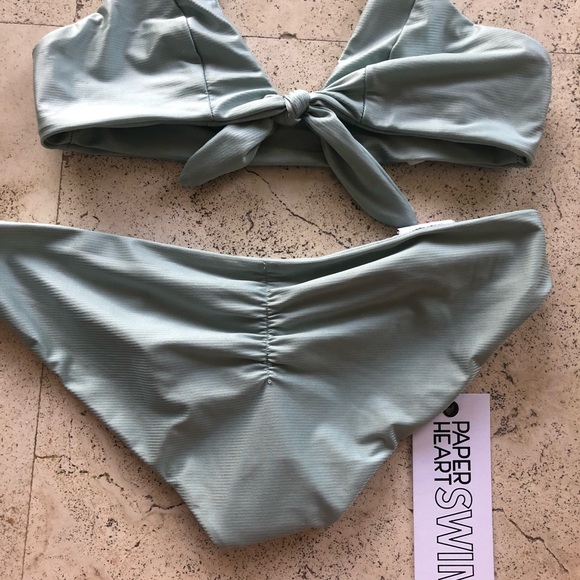 2 piece bikini - Picture 3 of 5